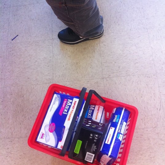 Family Dollar Grand Boulevard 0 Tips