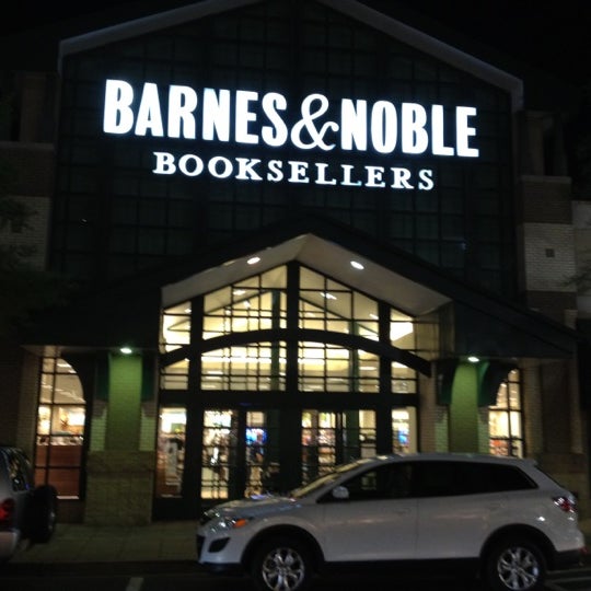 Barnes Noble 21 Grand Corner Ave