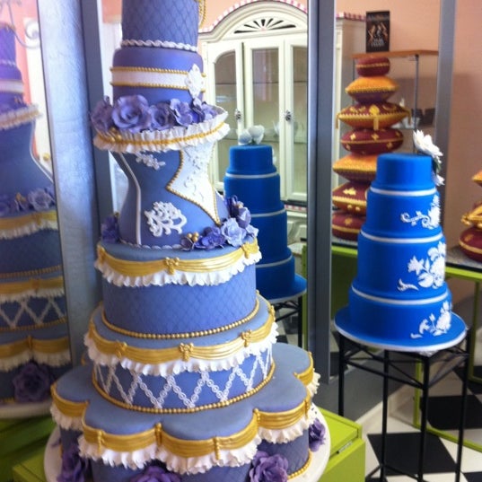 Classic Cakes and Confections Bakery in Scottsdale