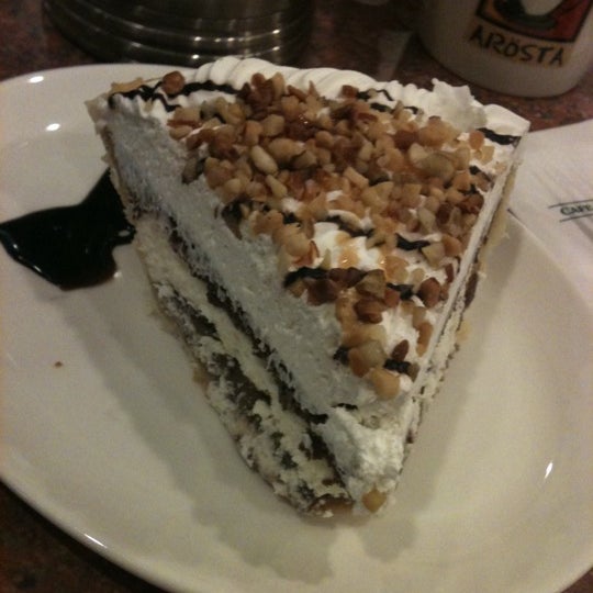 Photo taken at Shari&#39;s Cafe and Pies by Chris S. on 10/17/2011