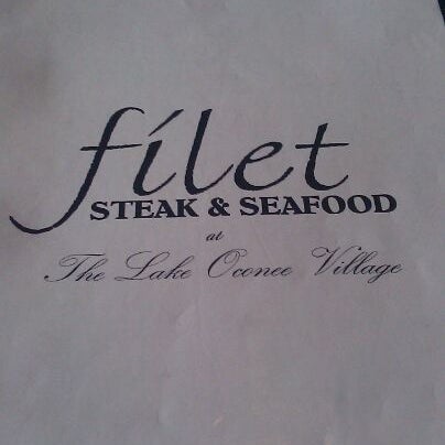 Photo prise au Filet Steak and Seafood par Jeremy B. le10/12/2011