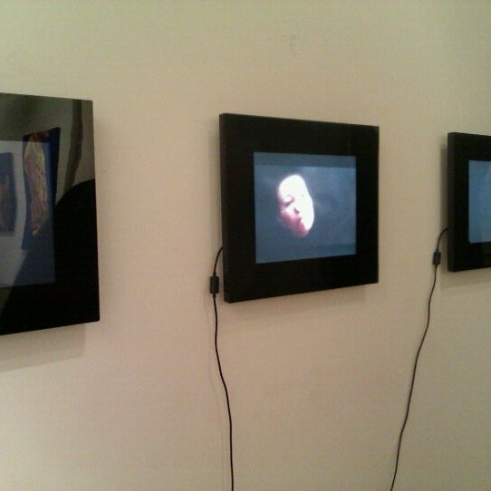 Studio Art Centers International Florence Art Gallery in Mercato Centrale