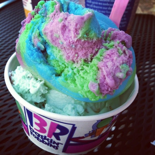 Baskin Robbins Ice Cream Shop In Roseville