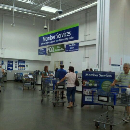 Photos at Sam's Club Ala Moana Kakaako 750 Keeaumoku St