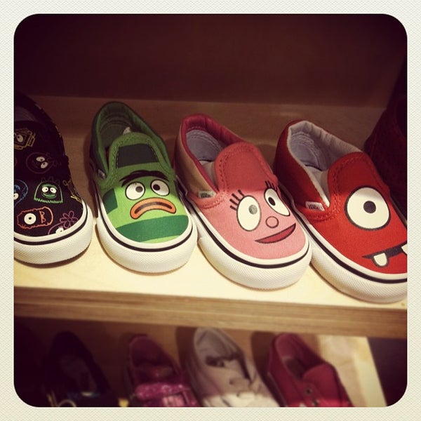 Vans at chandler mall Clearance