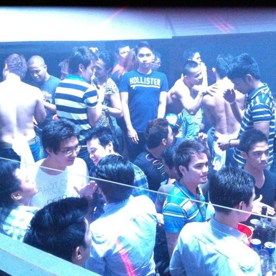 6/29/2012にJay S.がBED Manilaで撮った写真