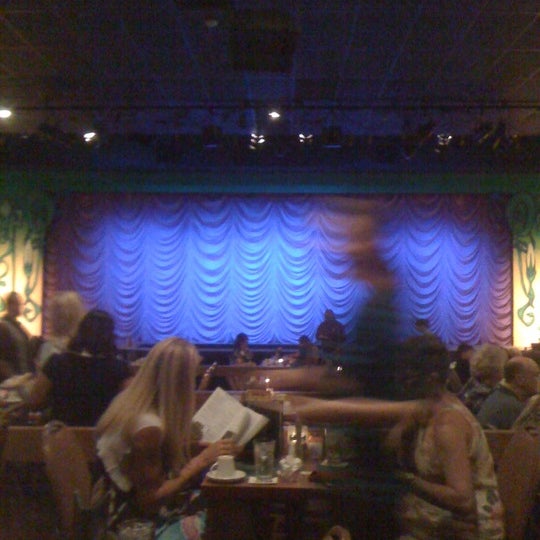 Photo taken at Dutch Apple Dinner Theatre by Jim K. on 7/16/2011