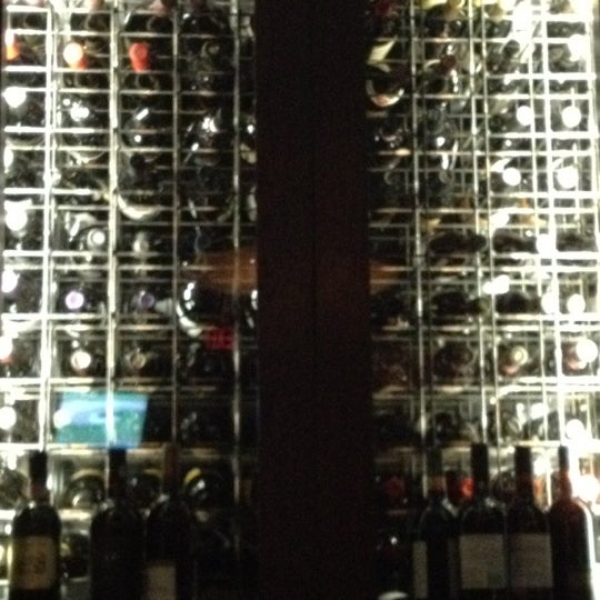 11/18/2011 tarihinde Steve K.ziyaretçi tarafından The Keg Steakhouse + Bar - Waterloo'de çekilen fotoğraf