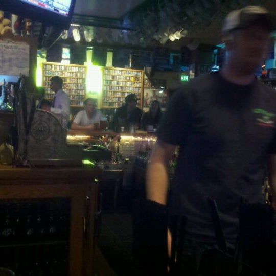 2/10/2011 tarihinde Michael W.ziyaretçi tarafından Riley&#39;s Bar'de çekilen fotoğraf