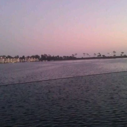 Снимок сделан в Yama Sushi on the Lake пользователем Omeed E. 8/16/2011