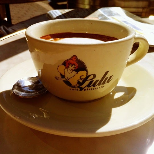 2/21/2012にSharon V.がLulu - Café Pâtisserie (לולו קפה פטיסרי)で撮った写真