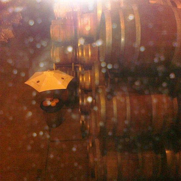 Das Foto wurde bei Geyser Peak Winery von jennifer j. am 11/13/2011 aufgenommen