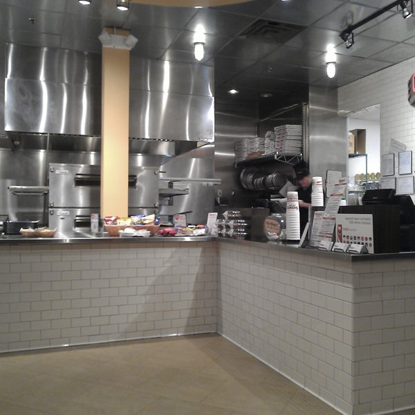 1/17/2012にJames C.がUncle Maddio&#39;s Pizza Jointで撮った写真