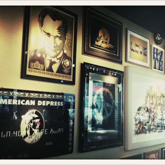 3/14/2012にTHE DORF •.がTOYKIO Gallery &amp; Coffeeで撮った写真