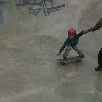 Photo taken at Skate Park de Miraflores by Enrique S. on 6/11/2011
