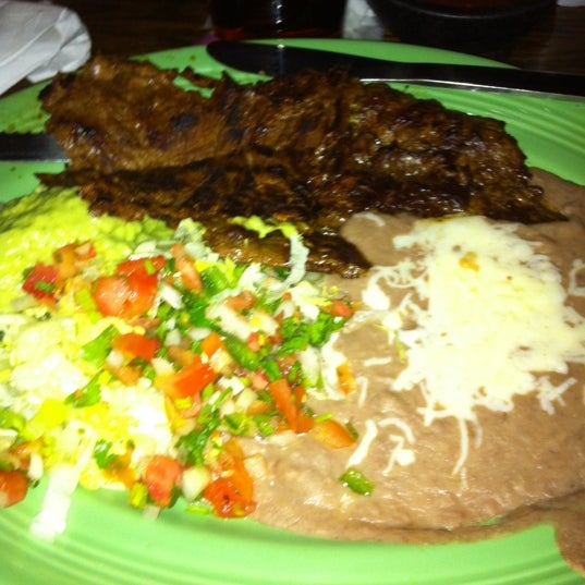 Das Foto wurde bei Monterrey of Marietta Mexican Restaurant von Robert G. am 11/5/2011 aufgenommen