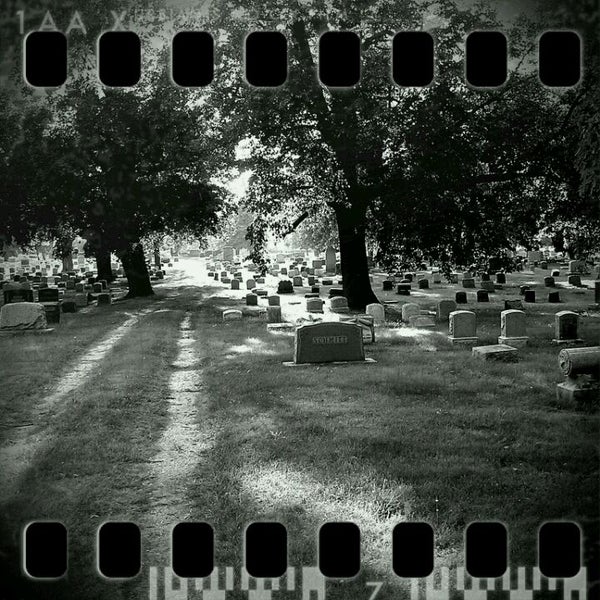 Foto scattata a Lincoln Memorial Cemetery da Aaron B. il 8/17/2011