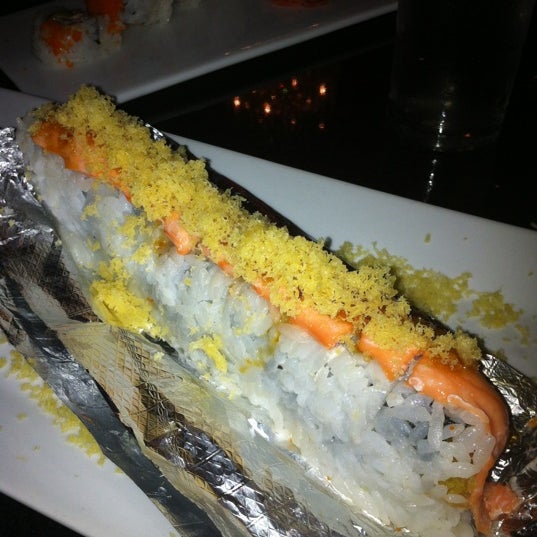 Photo taken at Sushi Sake Doral by Roberto G. on 3/24/2012