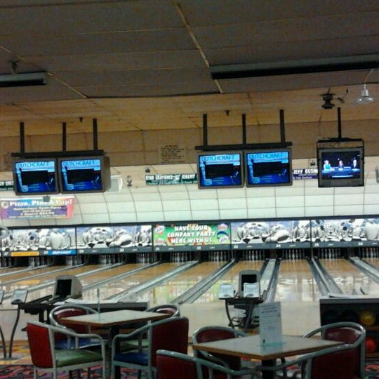 Bradley Bowling's Instagram, Twitter & Facebook on IDCrawl