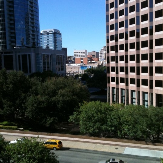 Foto tirada no(a) Radisson Hotel &amp; Suites Austin Downtown por Josh I. em 8/5/2011