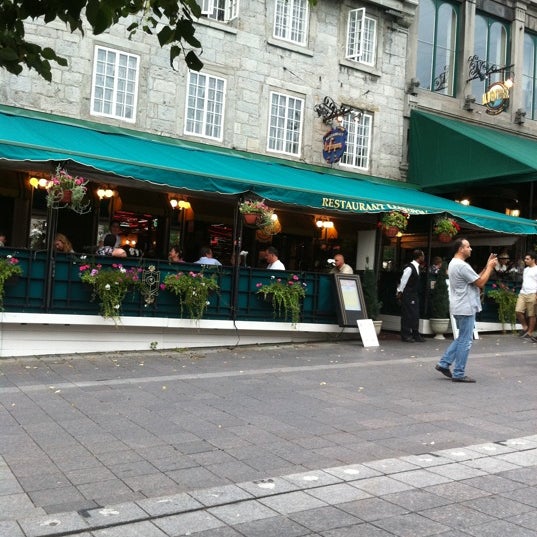 Photo taken at Restaurant Le Fripon by Bernard P. on 8/24/2011