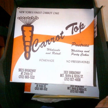 Foto tirada no(a) Carrot Top Pastries por Cass C. em 12/14/2011