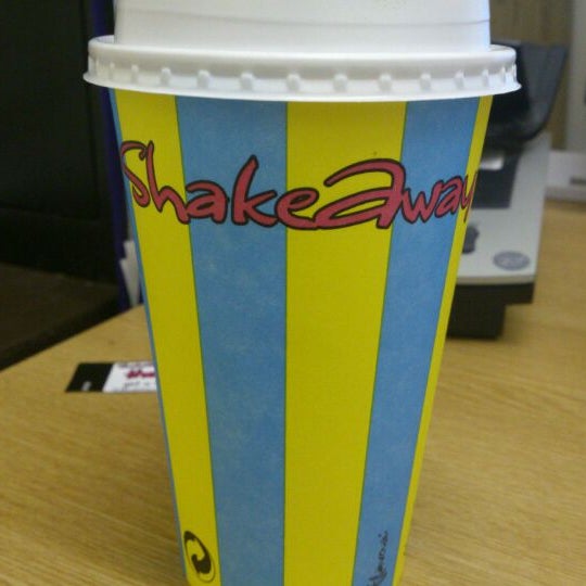 Photo taken at Shakeaway by Richard Z. on 1/20/2012