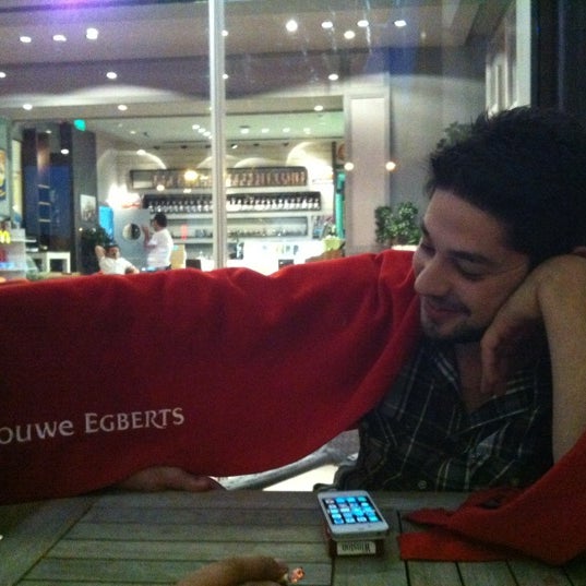 Photo taken at Douwe Egberts Coffee &amp; Restaurant by kapalı ç. on 6/18/2012