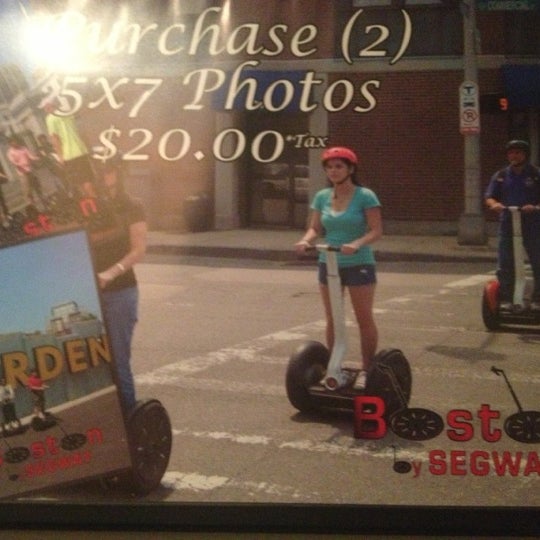 7/19/2012 tarihinde Allan D.ziyaretçi tarafından Boston By Segway'de çekilen fotoğraf