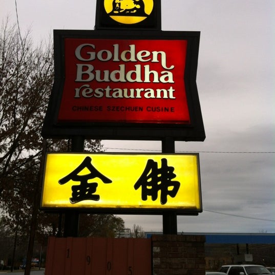 Снимок сделан в The Golden Buddha пользователем Judy K. 11/27/2011