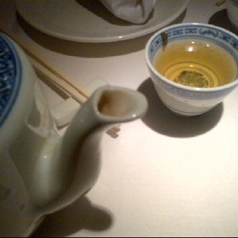 Foto tirada no(a) Maxim Chinese Restaurant por Russell F. em 8/31/2012
