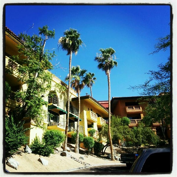 Pointe Hilton Tapatio Cliffs Resort Hotel in Phoenix