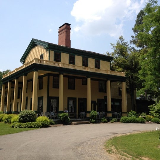 Photos at Glen Iris Inn American Restaurant in Castile