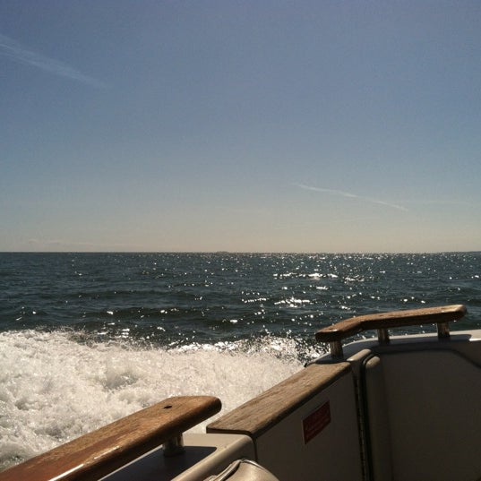 6/17/2012 tarihinde Katrinaziyaretçi tarafından Cedar Island Marina'de çekilen fotoğraf