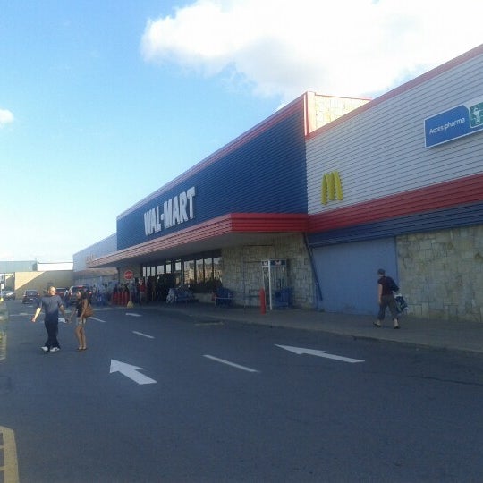 Photos at Walmart (Now Closed) Chomedey Centre Laval