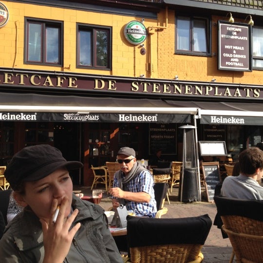 Снимок сделан в Eetcafé De Steenenplaats пользователем Jerry H. 7/15/2012