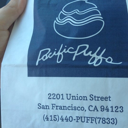 Photo taken at Pacific Puffs by Melissa on 6/26/2012