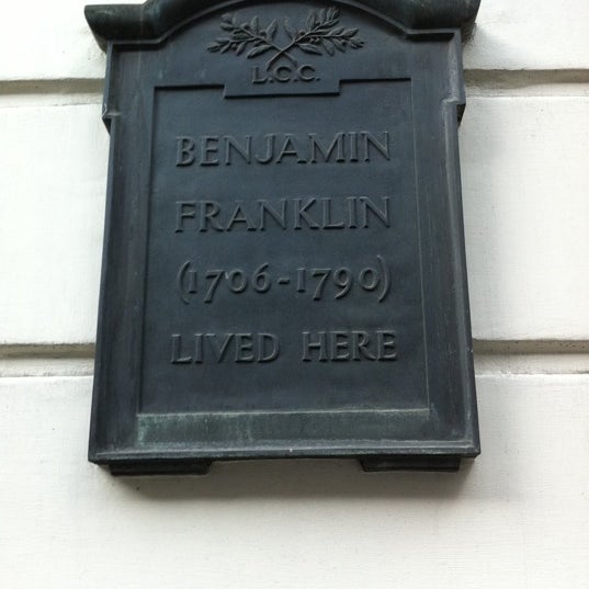 รูปภาพถ่ายที่ Benjamin Franklin House โดย Miquel R. เมื่อ 4/17/2012