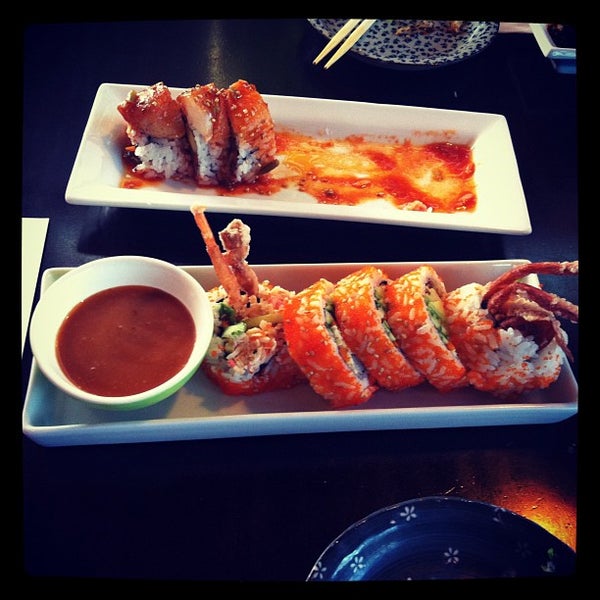 5/28/2012 tarihinde Benjamin B.ziyaretçi tarafından Awesome Sushi'de çekilen fotoğraf