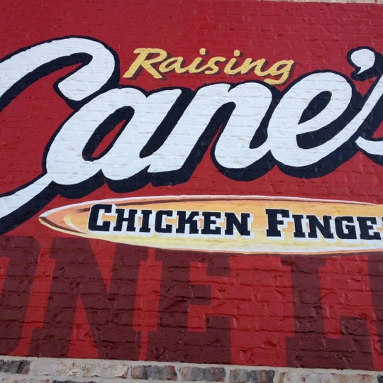 6/9/2012에 Lori Y.님이 Raising Cane&#39;s Chicken Fingers에서 찍은 사진