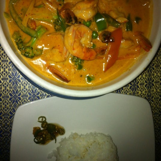 Photo taken at Thai Thani Restaurant by CJ S. on 5/14/2012