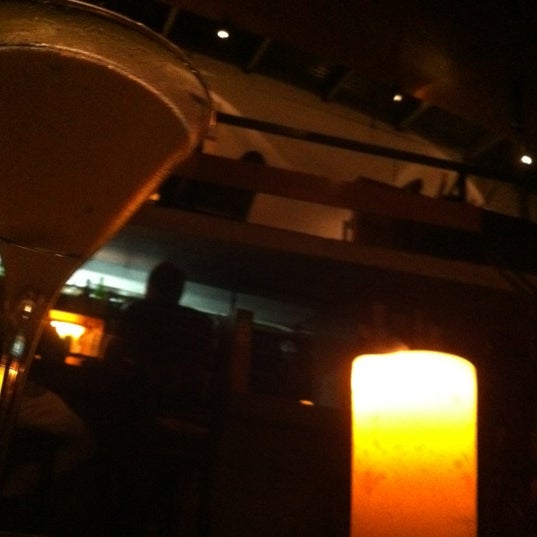 2/14/2012 tarihinde Jeronimo F.ziyaretçi tarafından Bar 6'de çekilen fotoğraf