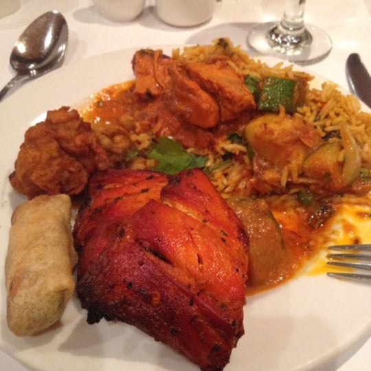 Photo taken at Kama Classical Indian Cuisine by Elias V. on 5/29/2012