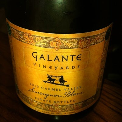 รูปภาพถ่ายที่ Galante Vineyards โดย Hsiang-Ting H. เมื่อ 8/4/2012