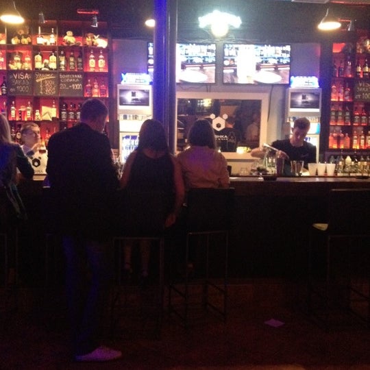 Foto tomada en MISHKA Shop&amp;Bar  por Max S. el 8/17/2012