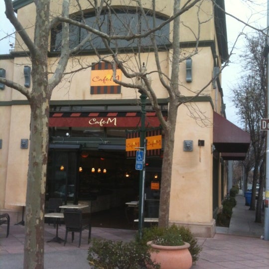 Cafe M - Breakfast Spot in Berkeley