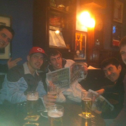 รูปภาพถ่ายที่ Ulysses Irish Pub โดย Ankit S. เมื่อ 3/20/2012