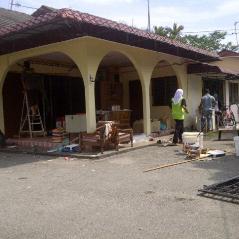 Photos At Rumah Anak Yatim Nur Hikmah Non Profit