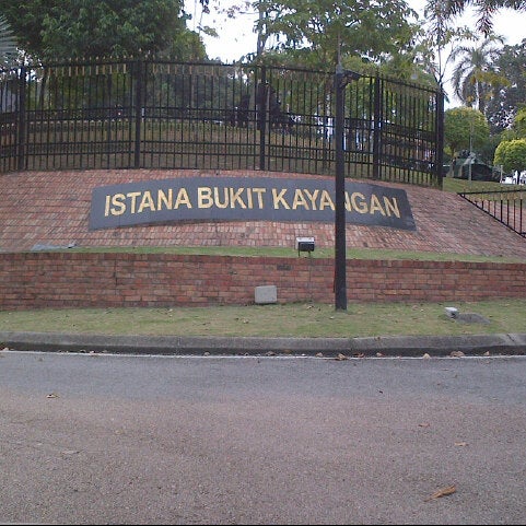 Istana Bukit Kayangan 1 Tip From 214 Visitors