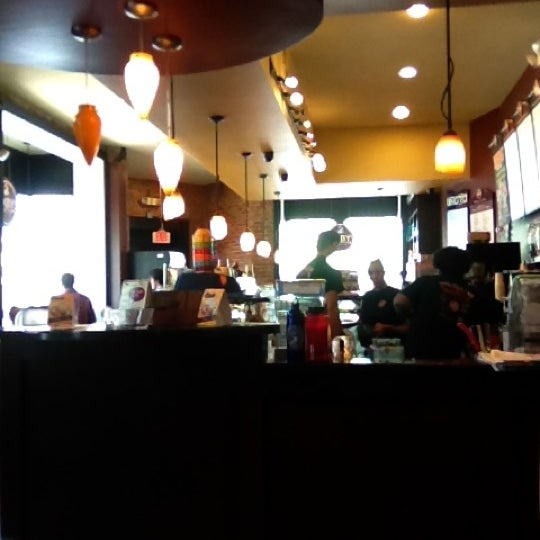 6/23/2012 tarihinde Ana G.ziyaretçi tarafından Saxbys Coffee'de çekilen fotoğraf